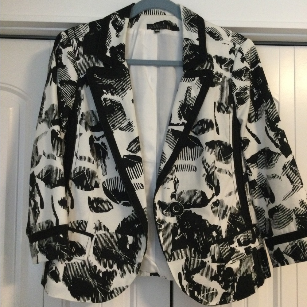 Jacket - Picture 4 of 4